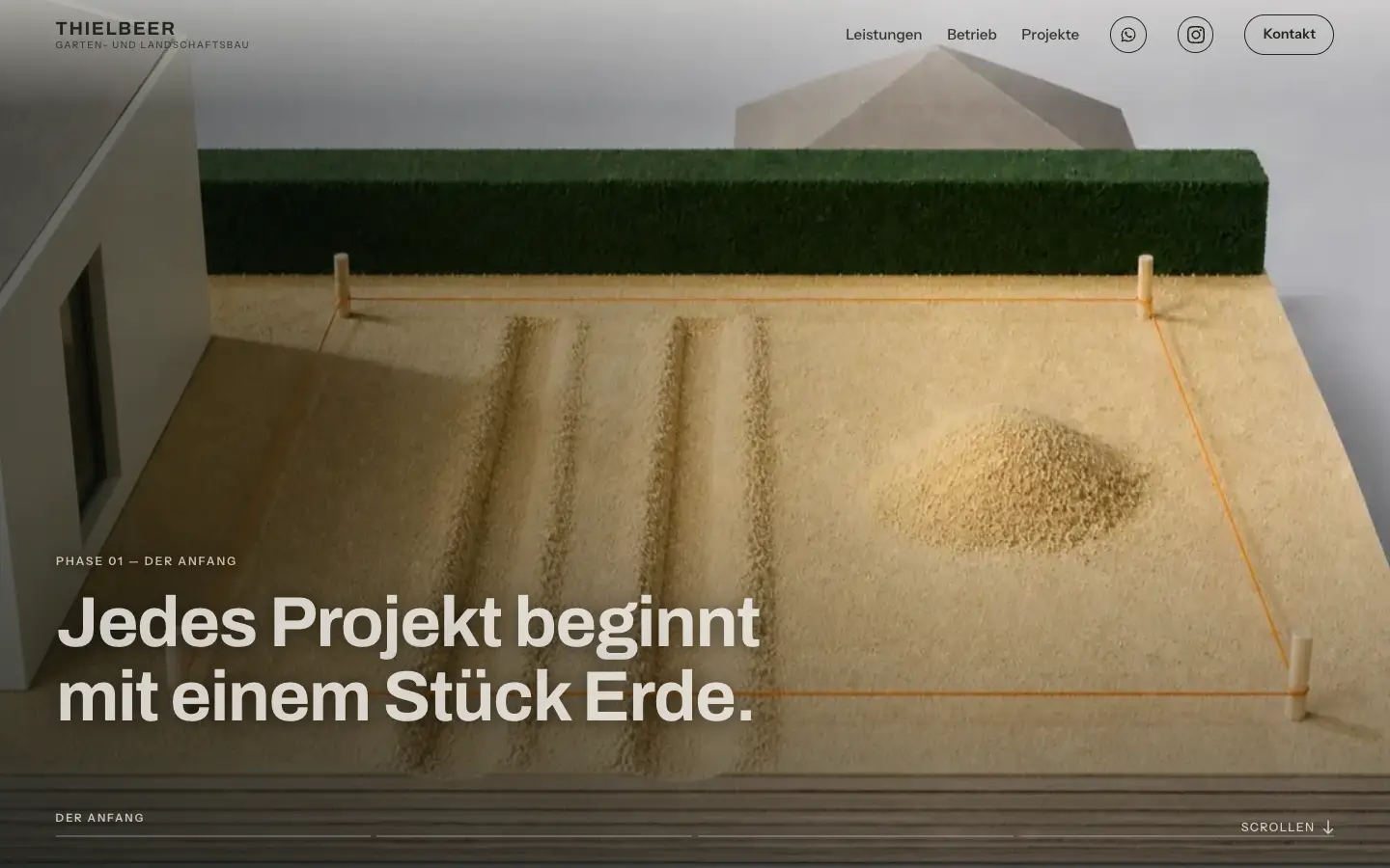 Thielbeer Garten- und Landschaftsbau: Ein Grundstück wird im Scrollfilm zum fertigen Garten.